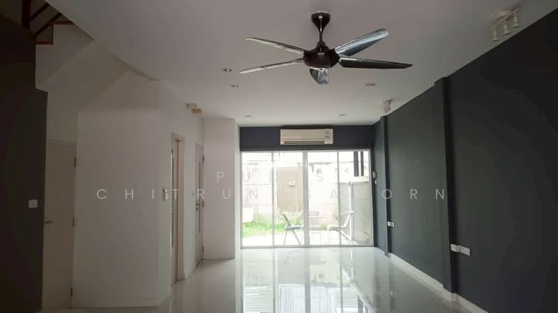 3-Storey Townhome with Rooftop for Rent – MRT Lat Phrao, Ratchada, Bangkok, Jom Phon, Chatuchak, Bangkok, , 197 sqm, Shophouse For Rent, by Pudis Chitrungsakorn, 500395028 - DDproperty.com