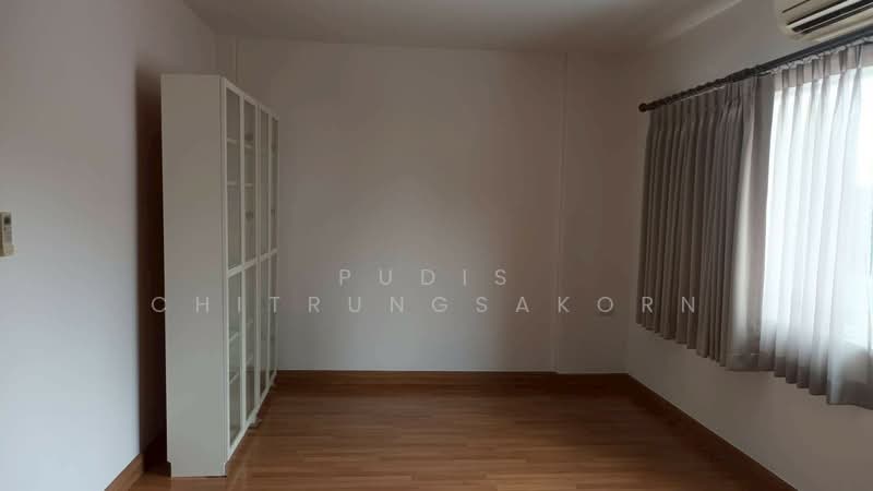 3-Storey Townhome with Rooftop for Rent – MRT Lat Phrao, Ratchada, Bangkok, Jom Phon, Chatuchak, Bangkok, , 197 sqm, Shophouse For Rent, by Pudis Chitrungsakorn, 500395028 - DDproperty.com