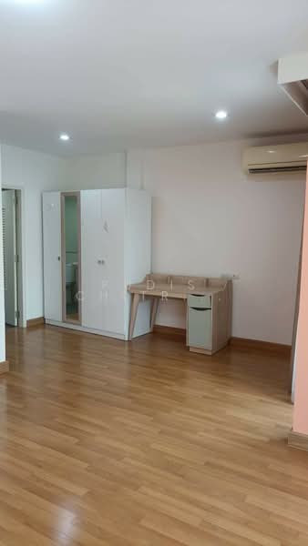 3-Storey Townhome with Rooftop for Rent – MRT Lat Phrao, Ratchada, Bangkok, Jom Phon, Chatuchak, Bangkok, , 197 sqm, Shophouse For Rent, by Pudis Chitrungsakorn, 500395028 - DDproperty.com