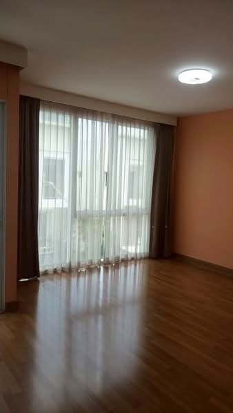 3-Storey Townhome with Rooftop for Rent – MRT Lat Phrao, Ratchada, Bangkok, Jom Phon, Chatuchak, Bangkok, , 197 sqm, Shophouse For Rent, by Pudis Chitrungsakorn, 500395028 - DDproperty.com
