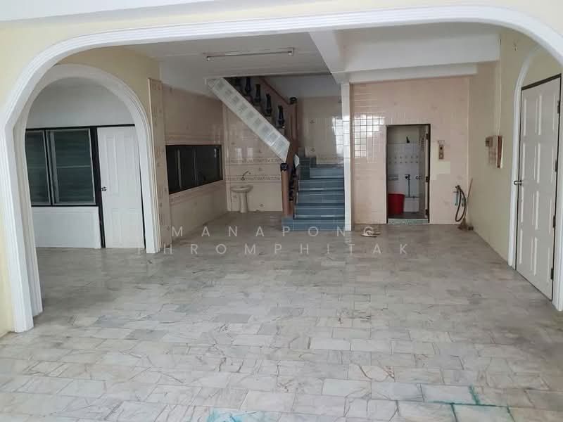 undefined, Bangkok, Chan Kasem, Chatuchak, Bangkok, 5 Bedrooms, 450 sqm, Townhouse For Sale, by Manapong Phromphitak, 500395071 - DDproperty.com