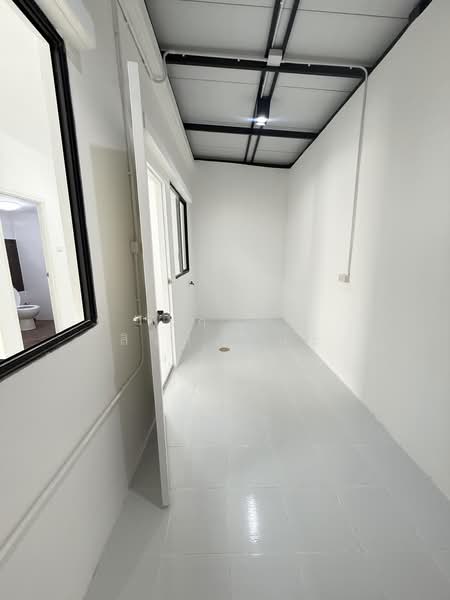 Baan Pruksa 40 Rangsit Klong 3, Pathum Thani, Soi Batanee Village, Khlong Sam, Khlong Luang, Pathum Thani, 3 Bedrooms, 90 sqm, Townhouse For Sale, by เกวลี สิงห์ต๊ะน๊ะ, 500395074 - DDproperty.com