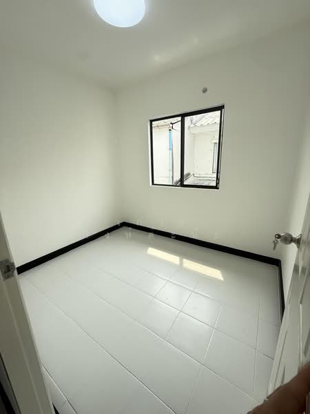 Baan Pruksa 40 Rangsit Klong 3 : บ้านพฤกษา 40 รังสิต คลอง 3, ปทุมธานี, ซอย หมู่บ้านบาธานี, คลองสาม, คลองหลวง, ปทุมธานี, 90 ตร.ม., ทาวน์เฮ้าส์ ขาย, โดย เกวลี สิงห์ต๊ะน๊ะ, 500395074 - DDproperty.com