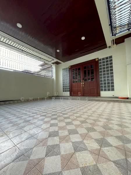 3-Storeys Townhome for Rent – Yannawa, Bangkok, Chong Nonsi, Yan Nawa, Bangkok, , 120 sqm, Shophouse For Rent, by Pudis Chitrungsakorn, 500395090 - DDproperty.com