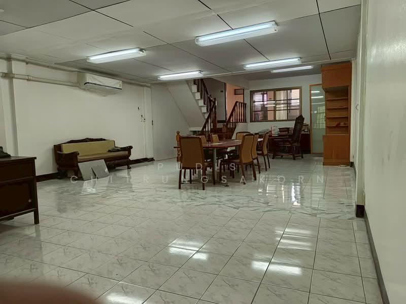 Townhouse ให้เช่า สาธุประดิษฐ์ – ถ.จันทร์, กรุงเทพ, ช่องนนทรี, ยานนาวา, กรุงเทพ, 400 ตร.ม., ตึกแถว-อาคารพาณิชย์ ให้เช่า, โดย Pudis Chitrungsakorn, 500395115 - DDproperty.com