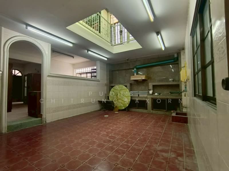 Townhouse ให้เช่า สาธุประดิษฐ์ – ถ.จันทร์, กรุงเทพ, ช่องนนทรี, ยานนาวา, กรุงเทพ, 400 ตร.ม., ตึกแถว-อาคารพาณิชย์ ให้เช่า, โดย Pudis Chitrungsakorn, 500395115 - DDproperty.com