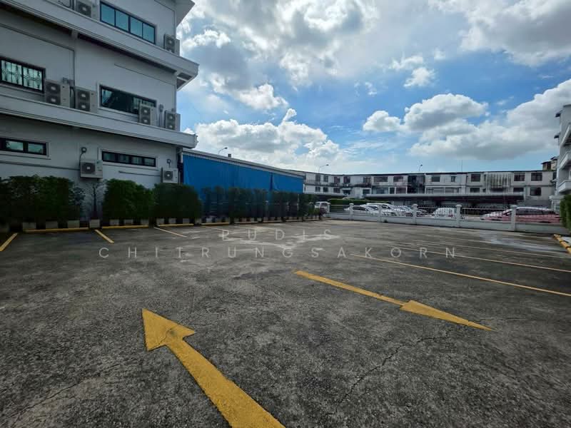 4-Unit Commercial Building for Rent – Rama 3, Nang Linchi, Naradhiwas Rajanagarindra, Bangkok, Chong Nonsi, Yan Nawa, Bangkok, , 1,147 sqm, Shophouse For Rent, by Pudis Chitrungsakorn, 500395150 - DDproperty.com