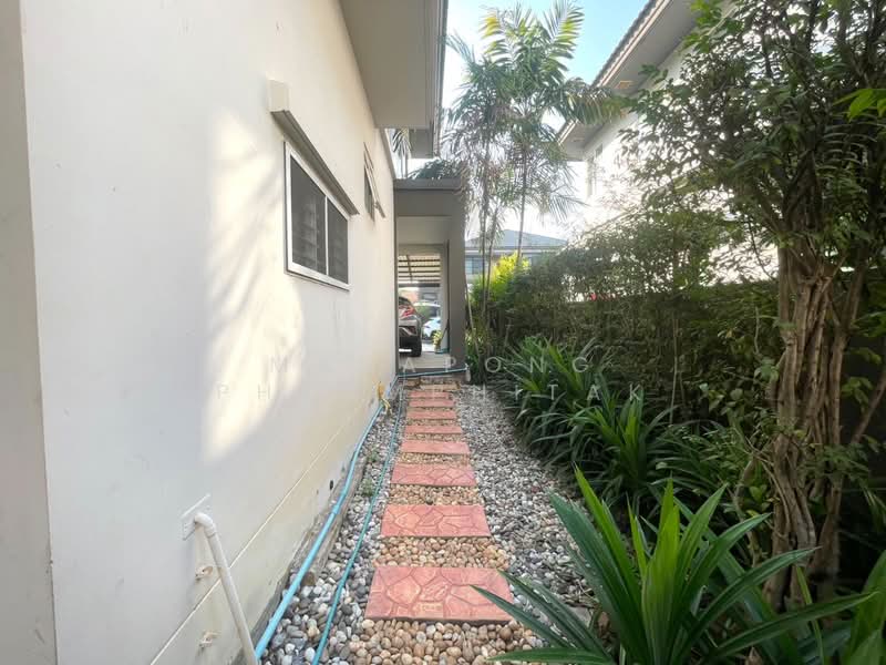 Mantana Kalapapruk-Wongwaen, Bangkok, 379 Kanchanaphisek Road, Lak Song, Bang Khae, Bangkok, 3 Bedrooms, 204 sqm, Single Detached House For Sale, by Manapong Phromphitak, 500395197 - DDproperty.com