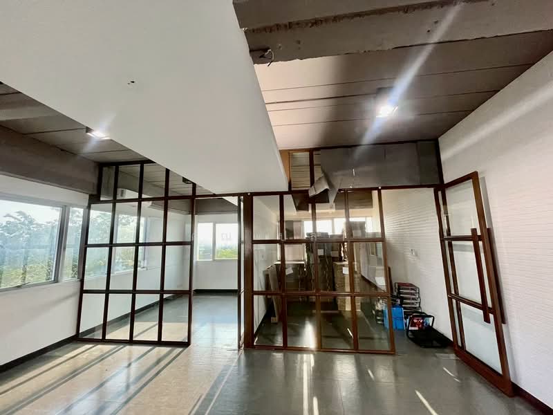 ให้เช่าอาคารพาณิชย์ 3 ชั้น ( ชั้น 3 ) ขนาด 60 ตร.ว. พื้นที่ใช้สอย 240 ตร.ม. ทำออฟฟิศสำนักงานได้, กรุงเทพ, ลาดพร้าว, ลาดพร้าว, กรุงเทพ, 240 ตร.ม., ตึกแถว-อาคารพาณิชย์ ให้เช่า, โดย คุณ ปลา, 500395198 - DDproperty.com