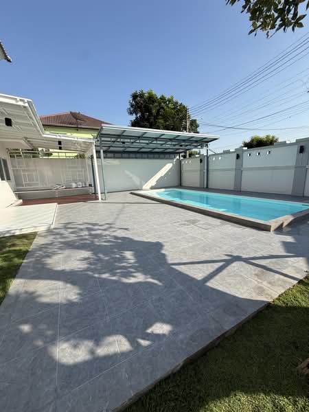 Sena Village Rangsit-Tiwanon, Pathum Thani, Bangbuathong-Bangpoon Road, Bang Phun, Muang Pathum Thani, Pathum Thani, 5 Bedrooms, 300 sqm, Single Detached House For Sale, by เกวลี สิงห์ต๊ะน๊ะ, 500395219 - DDproperty.com