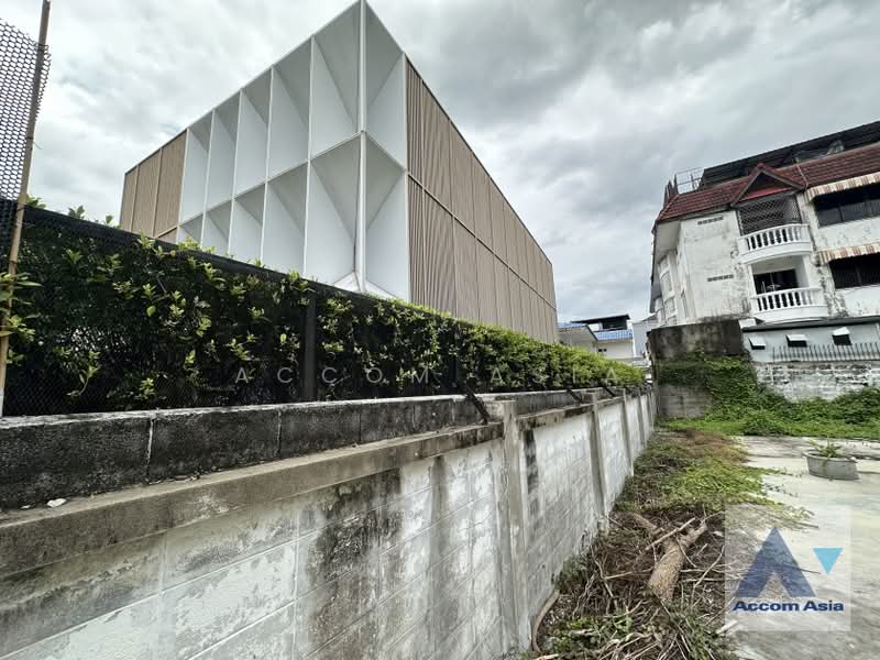 🔼AccomA🔽Prime Wide-Frontage Land for Sale in Sukhumvit 71, Pridi Banomyong Soi 14 (AA46402), Bangkok, Khlong Tan Nua, Watthana, Bangkok, , 536 sqm, Land For Sale, by Accom Asia, 500395283 - DDproperty.com