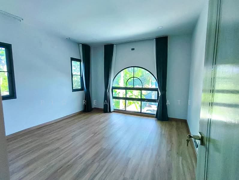 House for Sale Nong Pla Lai East Pattaya 4Bedroom, Chon Buri (Pattaya), Bang Lamung, Bang Lamung (Pattaya), Chon Buri (Pattaya), 4 Bedrooms, 195 sqm, Single Detached House For Sale, by PLC Real Estate, 500395347 - DDproperty.com