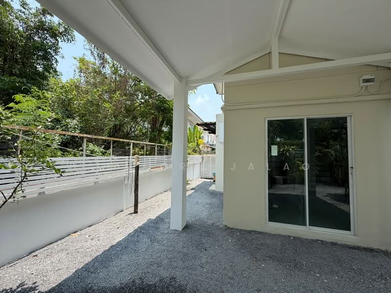 The Trust Ville Watcharapol-Hathairat, Pathum Thani, Hatairat Road, Bung Kham Proi, Lam Luk Ka, Pathum Thani, 3 Bedrooms, 272 sqm, Single Detached House For Sale, by Sataporn Jalao, 500395371 - DDproperty.com