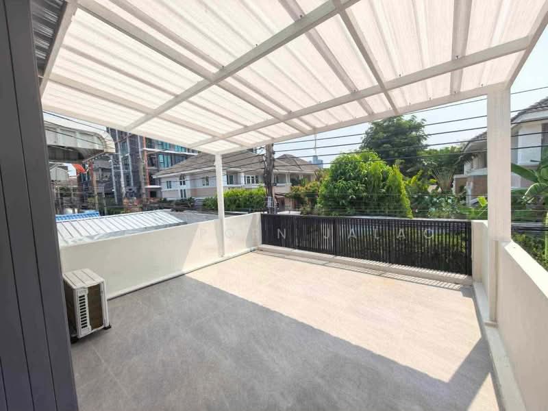 3-BR Townhouse, Bangkok, Bang Chak, Phra Khanong, Bangkok, 3 Bedrooms, 140 sqm, Townhouse For Rent, by Sataporn Jalao, 500395377 - DDproperty.com