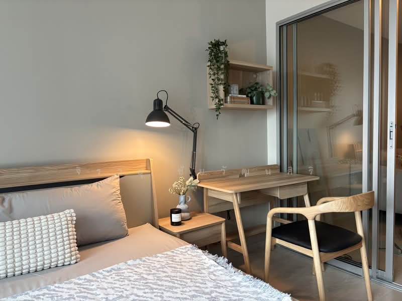 Rhythm Sathorn-Narathiwas, Bangkok, 651 Naradhiwas Rajanagarindra Road, Thung Maha Mek, Sathon, Bangkok, 1 Bedroom, 38 sqm, Condo For Rent, by Jirayu Chaiyawattanasiri, 500395388 - DDproperty.com