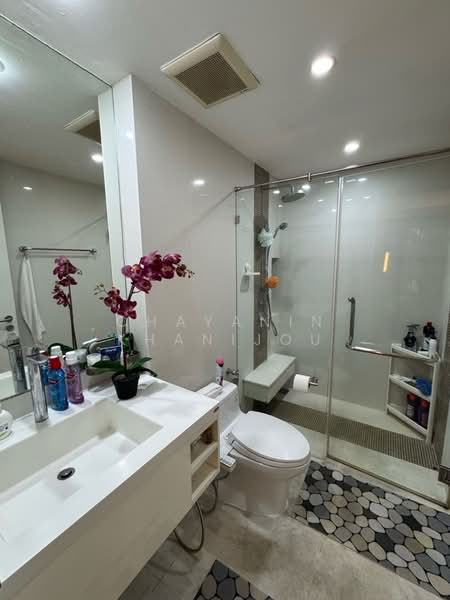 Collezio Sathorn-Pipat, Bangkok, 41 Soi Pipat 1 Silom Road, Silom, Bang Rak, Bangkok, 1 Bedroom, 41 sqm, Condo For Sale, by Chayanin Khanijou, 500395410 - DDproperty.com