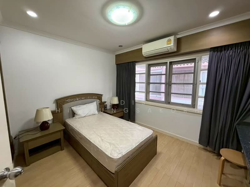Townhome for Rent – Ari / Ratchakru, Bangkok, Phaya Thai, Bangkok, 5 Bedrooms, 400 sqm, Townhouse For Rent, by Pudis Chitrungsakorn, 500395442 - DDproperty.com