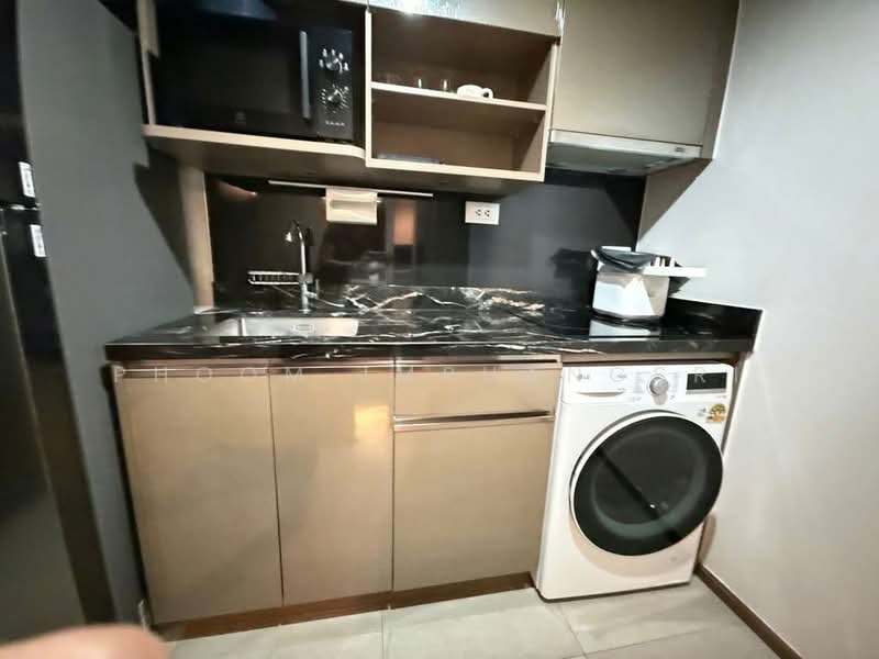 IDEO Q Sukhumvit 36, Bangkok, Soi Sukhumvit 36, Khong Tan, Khlong Toei, Bangkok, 2 Bedrooms, 64 sqm, Condo For Rent, by Phoom Imruangsri, 500395444 - DDproperty.com