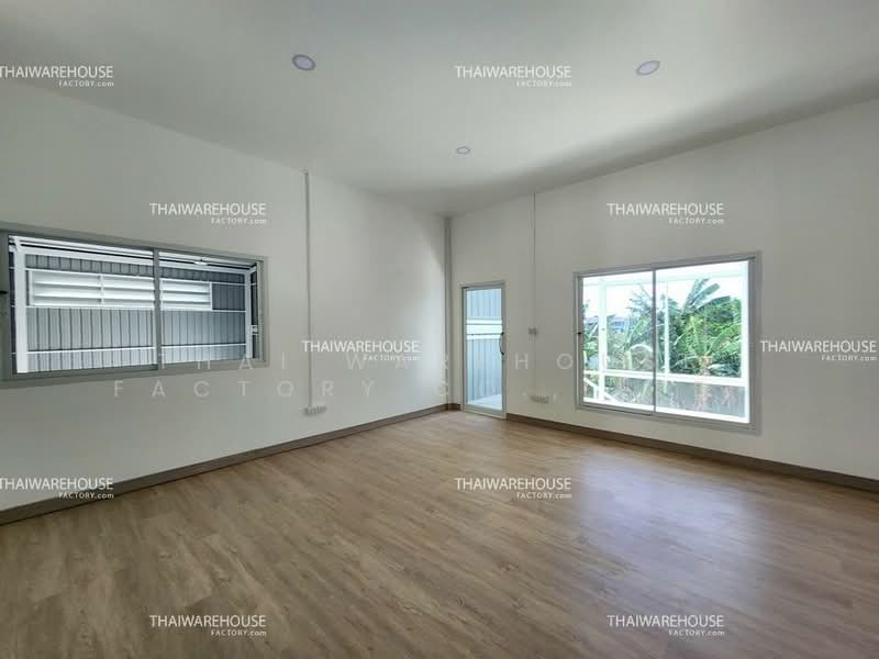 ขายโรงงานพร้อมโกดัง ลาดสวาย ลำลูกกา ปทุมธานี พื้นที่ 250 ตร.ม. รถตู้คอนเทนเนอร์ 20 ฟุตเข้าได้, ปทุมธานี, ลาดสวาย, ลำลูกกา, ปทุมธานี, 250 ตร.ม., โกดัง-โรงงาน ขาย, โดย THAI WAREHOUSE FACTORY CO., LTD., 500395572 - DDproperty.com