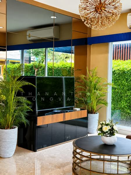 Grand Bangkok Boulevard Rama 9 - Srinakarindra, Bangkok, Krungthep Kritha 17 Alley, Thap Chang, Saphan Sung, Bangkok, 4 Bedrooms, 335 sqm, Single Detached House For Rent, by Thananthorn Wongvarnkaseam, 500395604 - DDproperty.com