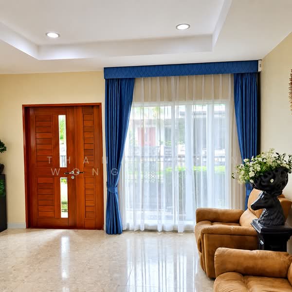 Grand Bangkok Boulevard Rama 9 - Srinakarindra, Bangkok, Krungthep Kritha 17 Alley, Thap Chang, Saphan Sung, Bangkok, 4 Bedrooms, 335 sqm, Single Detached House For Rent, by Thananthorn Wongvarnkaseam, 500395604 - DDproperty.com