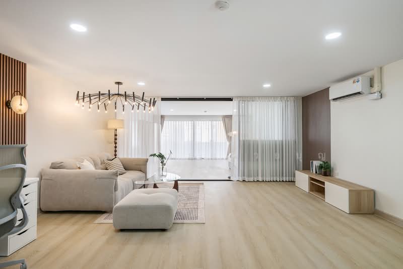 The Royal Vibhavadi, Bangkok, Vibhavadi-Rangsit 48, Lat Yao, Chatuchak, Bangkok, Studio, 86 sqm, Condo For Sale, by Sutep Rodduaybun, 500395605 - DDproperty.com