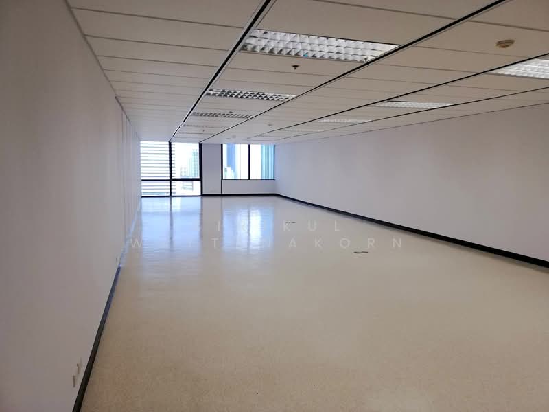 Grade A Green Office, 200m to BTS Chong Nonsi, with a very large food court, 7-11& Starbucks, Bangkok, Thung Maha Mek, Sathon, Bangkok, , 140 sqm, Office Space For Rent, by Sirikul Wattanakorn, 500395648 - DDproperty.com