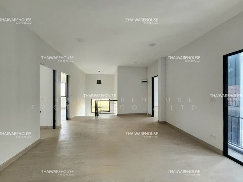 Factory & Warehouse for Sale in Lat Sawai, Lam Luk Ka, Pathum Thani | 434 SQ.M. Main Road | 40ft Con, Pathum Thani, Lat Sawai, Lam Luk Ka, Pathum Thani, , 434 sqm, Warehouse/Factory For Sale, by THAI WAREHOUSE FACTORY CO., LTD., 500395669 - DDproperty.com