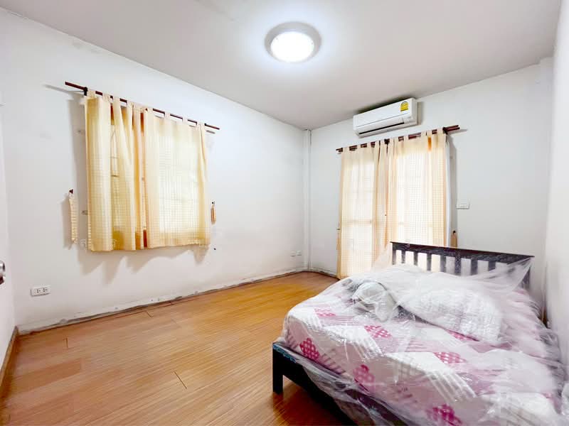 The Villa Rattanathibet : เดอะ วิลล่า รัตนาธิเบศร์, นนทบุรี, ถนน รัตนาธิเบศร์, ท่าอิฐ, ปากเกร็ด, นนทบุรี, 96 ตร.ม., ทาวน์เฮ้าส์ ขาย, โดย สุรเดช อรุณสุโรจน์, 500395701 - DDproperty.com