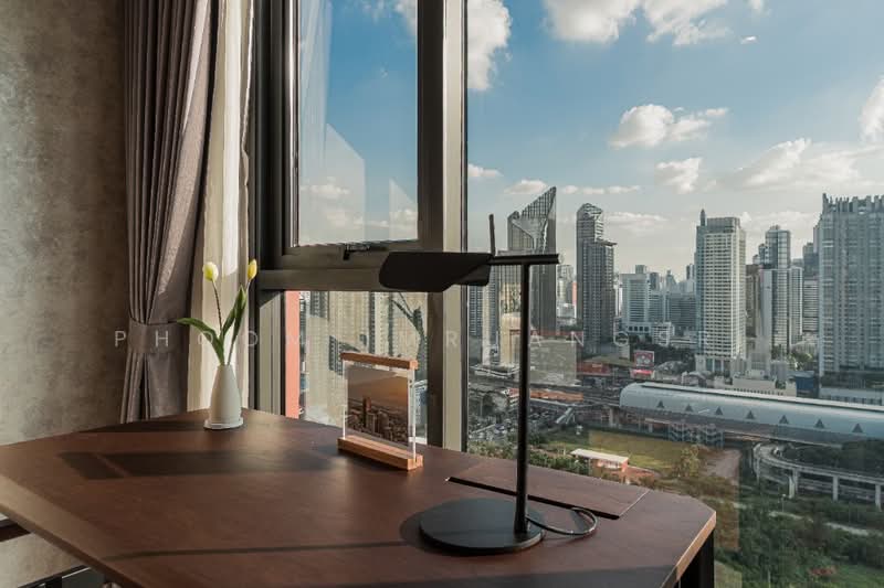 Life Asoke Hype, Bangkok, 339 Chaturathit Rd, Makkasan, Ratchathewi, Bangkok, 2 Bedrooms, 65 sqm, Condo For Rent, by Phoom Imruangsri, 500395728 - DDproperty.com