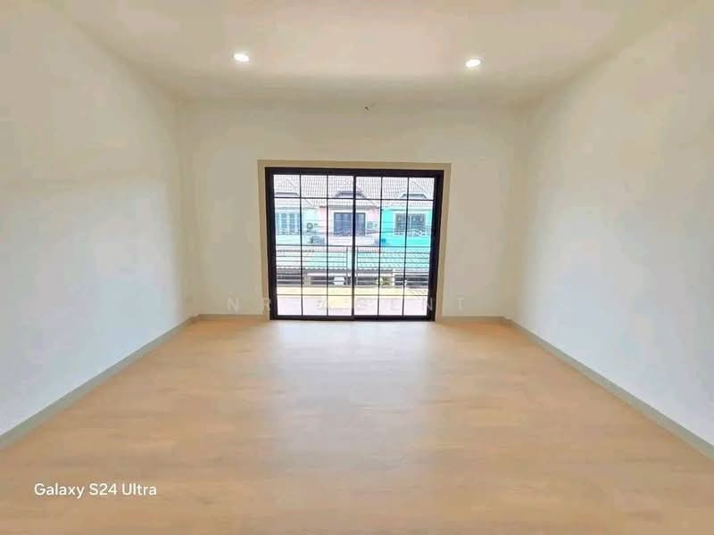Baan Manawadee, Nonthaburi, Bang Khu Rat, Bang Bua Thong, Nonthaburi, 4 Bedrooms, 95 sqm, Townhouse For Sale, by NR AGENT, 500395731 - DDproperty.com