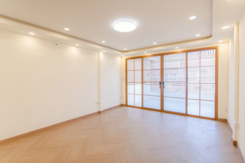 ทาวน์เฮาส์ ซอยลาดพร้าว 63, Bangkok, Saphan Song, Wang Thonglang, Bangkok, 2 Bedrooms, 100 sqm, Townhouse For Sale, by NR AGENT, 500395747 - DDproperty.com