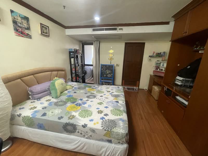 Prestige Towers, Bangkok, 168 Soi Sukhumvit 23, Khlongtoei Nua, Watthana, Bangkok, 2 Bedrooms, 175 sqm, Condo For Rent, by Phoom Imruangsri, 500395762 - DDproperty.com