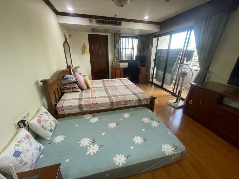 Prestige Towers, Bangkok, 168 Soi Sukhumvit 23, Khlongtoei Nua, Watthana, Bangkok, 2 Bedrooms, 175 sqm, Condo For Rent, by Phoom Imruangsri, 500395762 - DDproperty.com