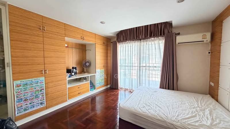 Supalai Ville Ratchada 32, Bangkok, Ratchadaphisek Road, Chan Kasem, Chatuchak, Bangkok, 4 Bedrooms, 180 sqm, Townhouse For Sale, by NR AGENT, 500395782 - DDproperty.com