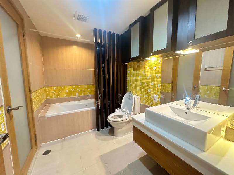 Acadamia Grand Tower, Bangkok, Soi Sukhumvit 43, Khlong Tan Nua, Watthana, Bangkok, 2 Bedrooms, 120 sqm, Condo For Rent, by BANGKOK PROPERTY AGENTS, 500395802 - DDproperty.com