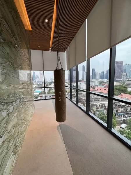 Oka Haus Sukhumvit 36, Bangkok, 3399 Rama 4 Road, Khong Tan, Khlong Toei, Bangkok, 1 Bedroom, 28 sqm, Condo For Rent, by Natlyn Kongsapook, 500395827 - DDproperty.com