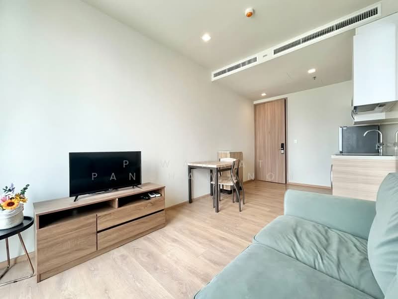 Noble Around Sukhumvit 33, Bangkok, 17 Soi Sukhumvit 33, Khlong Tan Nua, Watthana, Bangkok, 1 Bedroom, 35 sqm, Condo For Rent, by Pawanrat Panchawanon, 500395837 - DDproperty.com