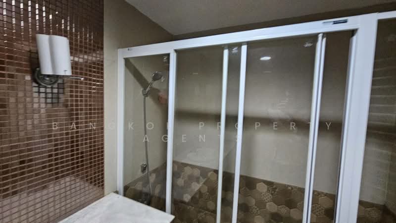 Lake Green, Bangkok, 199 Sukhumvit Soi 8, Khlong Toei, Bangkok, 2 Bedrooms, 127 sqm, Condo For Rent, by BANGKOK PROPERTY AGENTS, 500395842 - DDproperty.com