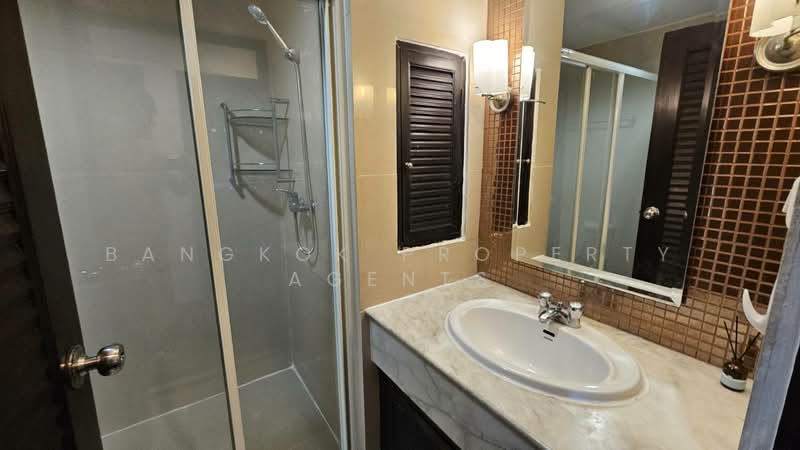 Lake Green, Bangkok, 199 Sukhumvit Soi 8, Khlong Toei, Bangkok, 2 Bedrooms, 127 sqm, Condo For Rent, by BANGKOK PROPERTY AGENTS, 500395842 - DDproperty.com