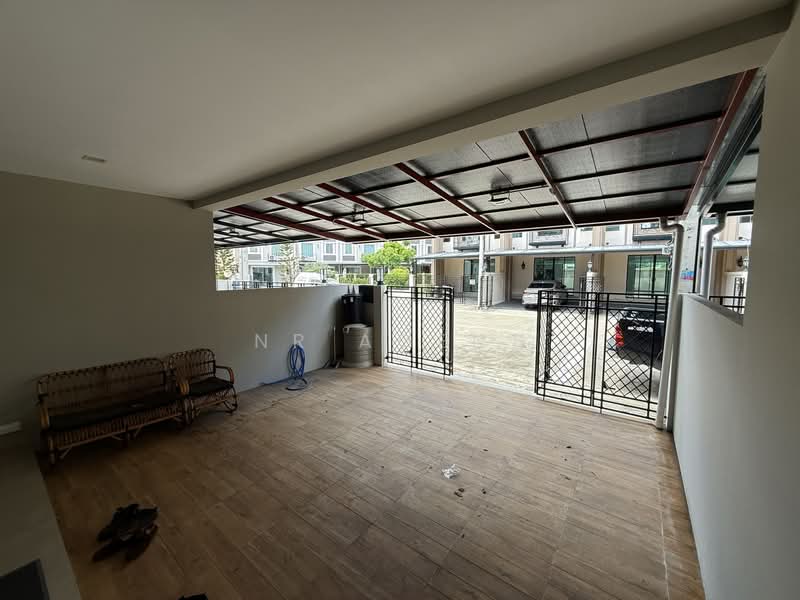 ดิ ไอเฟล รามคำแหง-มิสทีน, Bangkok, Rat Phatthana, Saphan Sung, Bangkok, 3 Bedrooms, 145 sqm, Townhouse For Sale, by NR AGENT, 500395846 - DDproperty.com