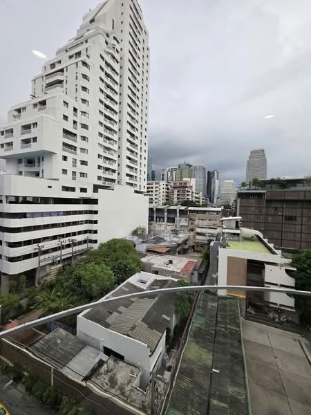 Fynn Asoke, Bangkok, 28 Sukhumvit 10 Alley, Khlong Toei, Bangkok, 2 Bedrooms, 62 sqm, Condo For Rent, by Phakawadee Jiramanee, 500395868 - DDproperty.com