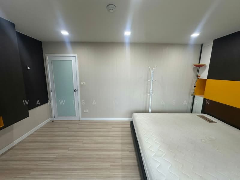 Siphaya River View Condominium, Bangkok, 108 Yotha Road, Talat Noi, Samphanthawong, Bangkok, 2 Bedrooms, 60 sqm, Condo For Rent, by Wanwisa Wannasarn, 500395878 - DDproperty.com