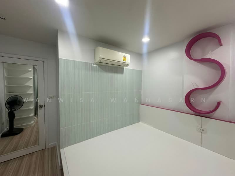 Siphaya River View Condominium, Bangkok, 108 Yotha Road, Talat Noi, Samphanthawong, Bangkok, 2 Bedrooms, 60 sqm, Condo For Rent, by Wanwisa Wannasarn, 500395878 - DDproperty.com