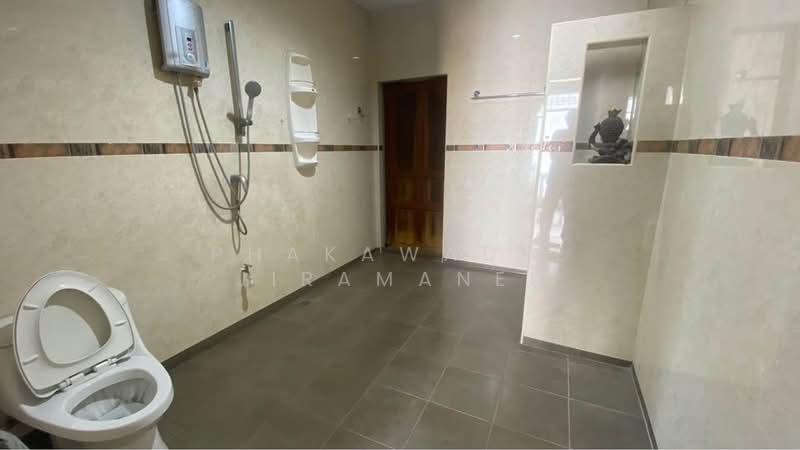 4-BR Townhouse, Bangkok, Wat Tha Pra, Bangkok Yai, Bangkok, 4 Bedrooms, 382 sqm, Townhouse For Sale, by Phakawadee Jiramanee, 500395892 - DDproperty.com