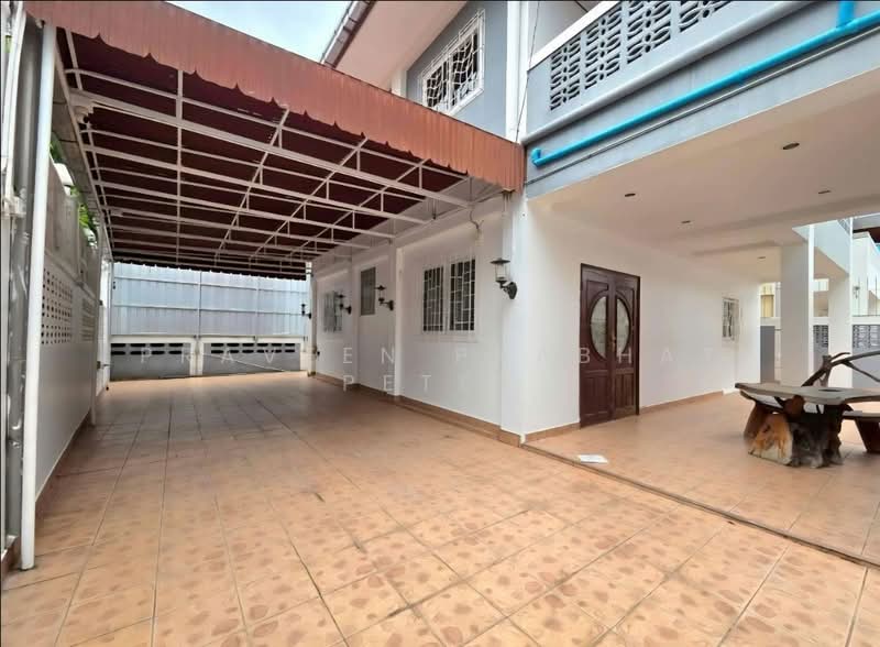 บ้านพัทยากลาง, Chon Buri (Pattaya), Nong Pru, Bang Lamung (Pattaya), Chon Buri (Pattaya), 4 Bedrooms, 228 sqm, Single Detached House For Rent, by Praveen Peter, 500395976 - DDproperty.com