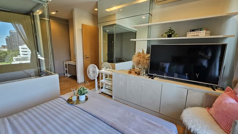 Siri At Sukhumvit, Bangkok, 902 Sukhumvit Road, Phra Kanong, Khlong Toei, Bangkok, 2 Bedrooms, 70 sqm, Condo For Rent, by BANGKOK PROPERTY AGENTS, 500395990 - DDproperty.com