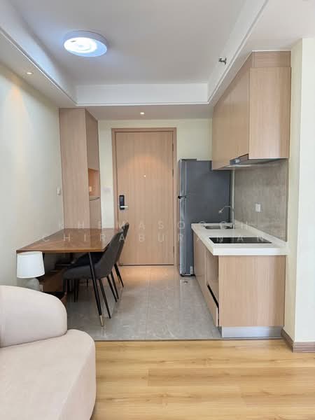 Regal Sathon-Naradhiwas : รีเกิล สาทร-นราธิวาส, กรุงเทพ, ถนนนราธิวาสราชนครินทร์, ทุ่งมหาเมฆ, สาทร, กรุงเทพ, 45 ตร.ม., คอนโด ให้เช่า, โดย Khemasooch Chiraburanan, 500395991 - DDproperty.com