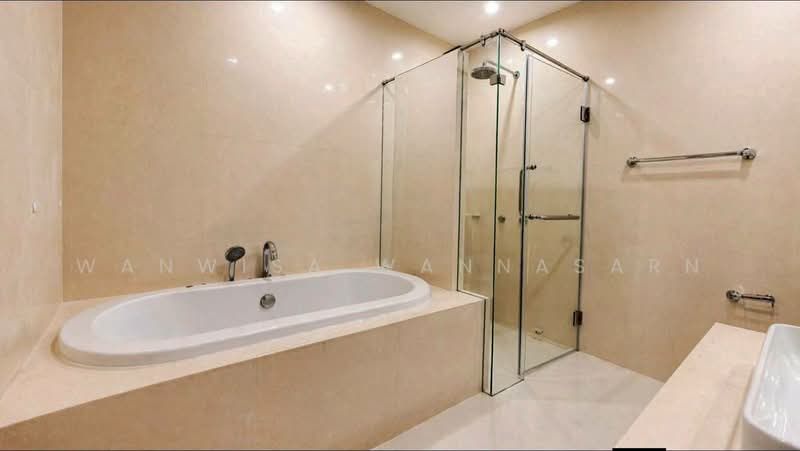 The Madison, Bangkok, Sukhumvit 41, Khlong Tan Nua, Watthana, Bangkok, 2 Bedrooms, 150 sqm, Condo For Rent, by Wanwisa Wannasarn, 500396013 - DDproperty.com