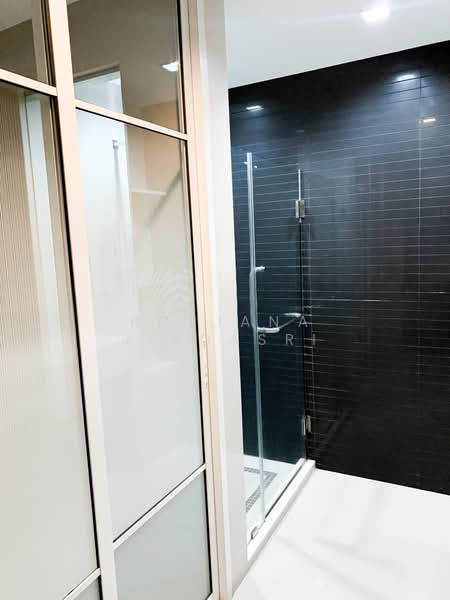 Rhythm Ratchada-Huaikwang, Bangkok, 218 Ratchadaphisek Road, Huai Khwang, Bangkok, 1 Bedroom, 45 sqm, Condo For Rent, by Rojjana Jindasri, 500396083 - DDproperty.com
